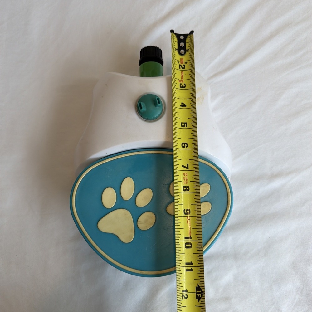 Pet Water Pedal Dog Water Toy - Picture 2 of 5